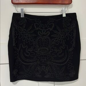 Forever21 Black Embroidered Skirt Sz S